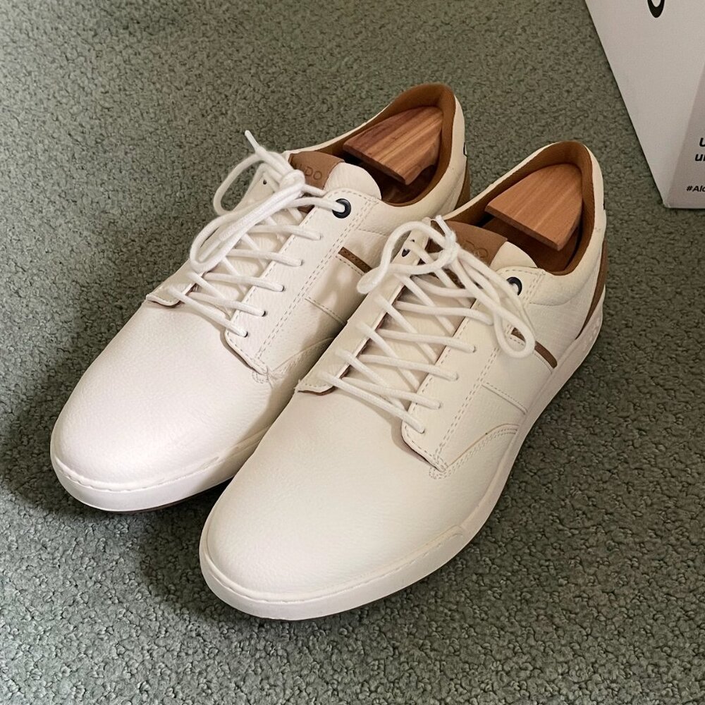 Aldo White Sneakers, Mens 8, BRADAUER